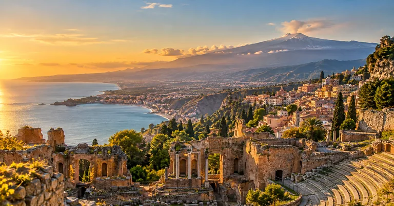 Etna e architettura classica siciliana - Sicilia